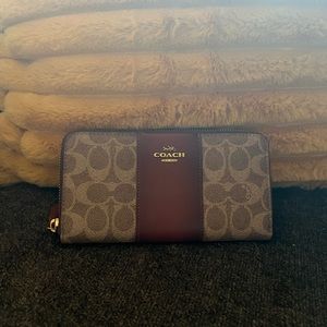 Coach wallet